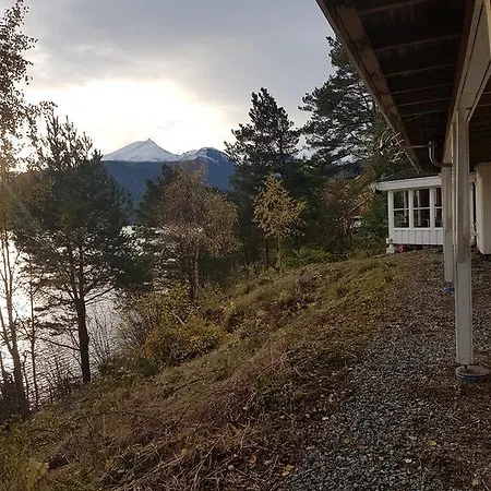Cliff Seaview Stranda (More og Romsdal)